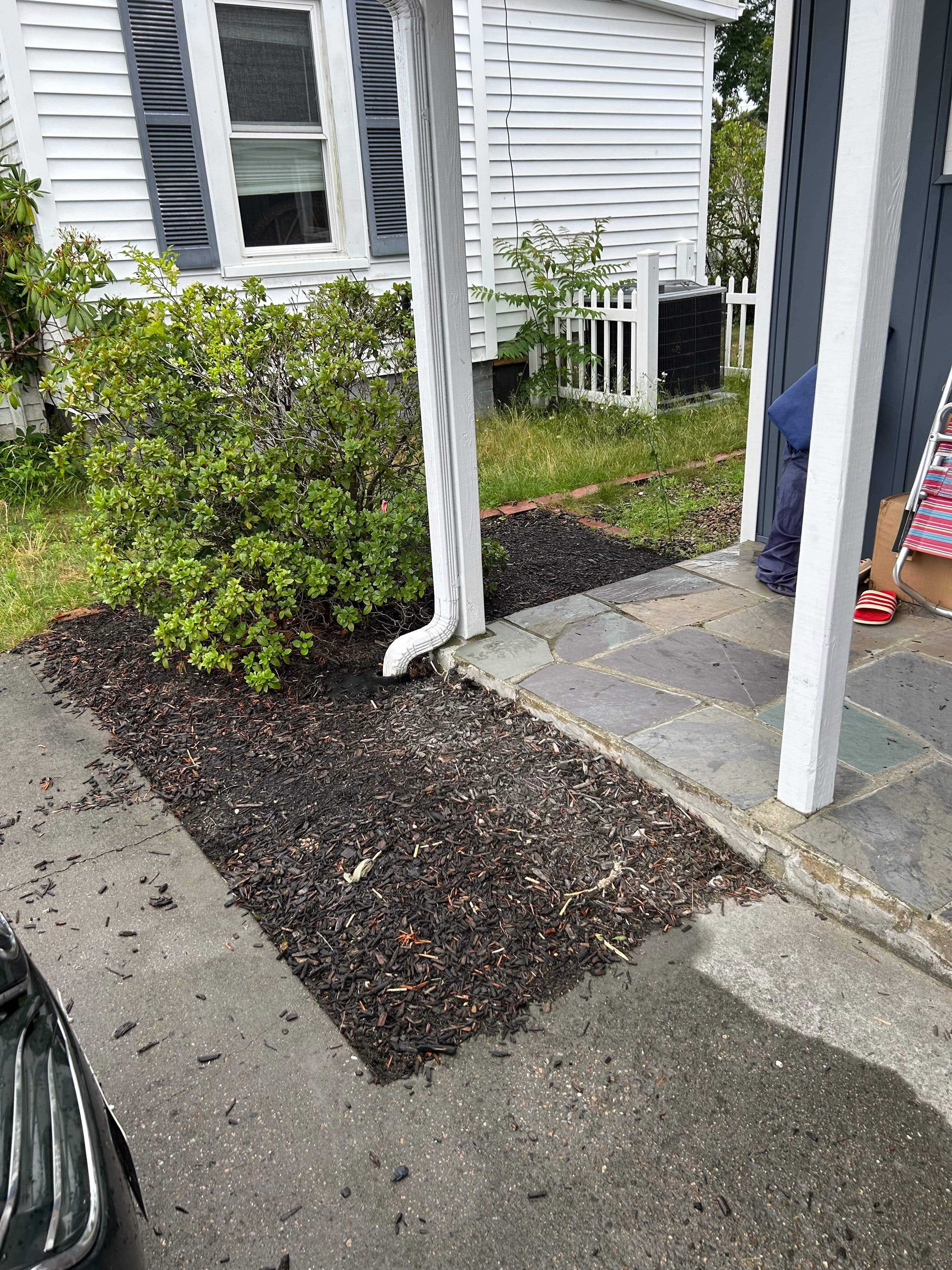 Project Fresh Mulch and Clean Beds Make a Real Difference image